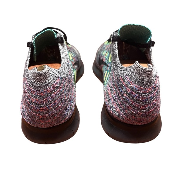 Nike FREE RN FLYKNIT - FREE FOR FALL 831070-108 Size 7.5 - Picture 4 of 9